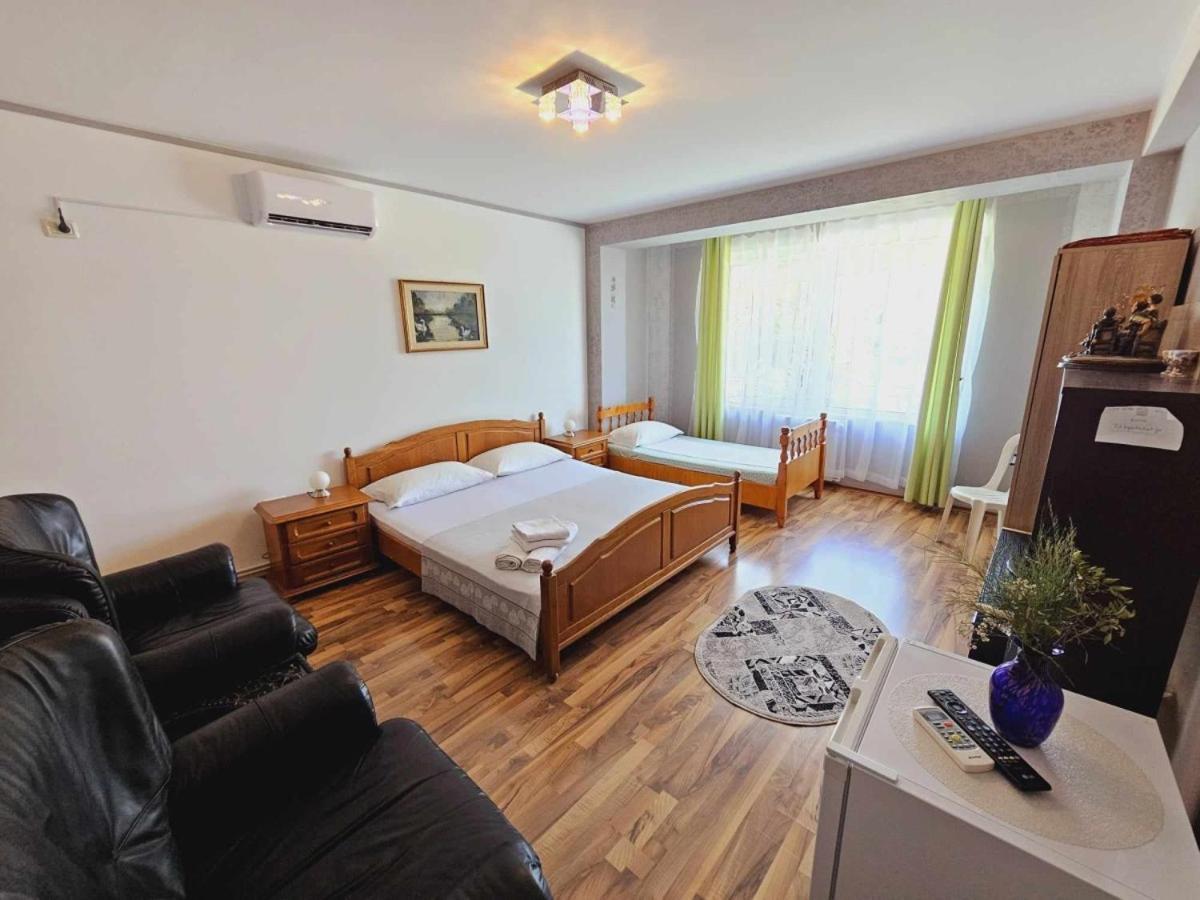 Casa Ana Hotel เอโฟริเอนอร์ด ภายนอก รูปภาพ